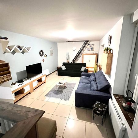 Agreable Maison De Ville Cosy De 122M² + Exterieur Wattrelos Εξωτερικό φωτογραφία